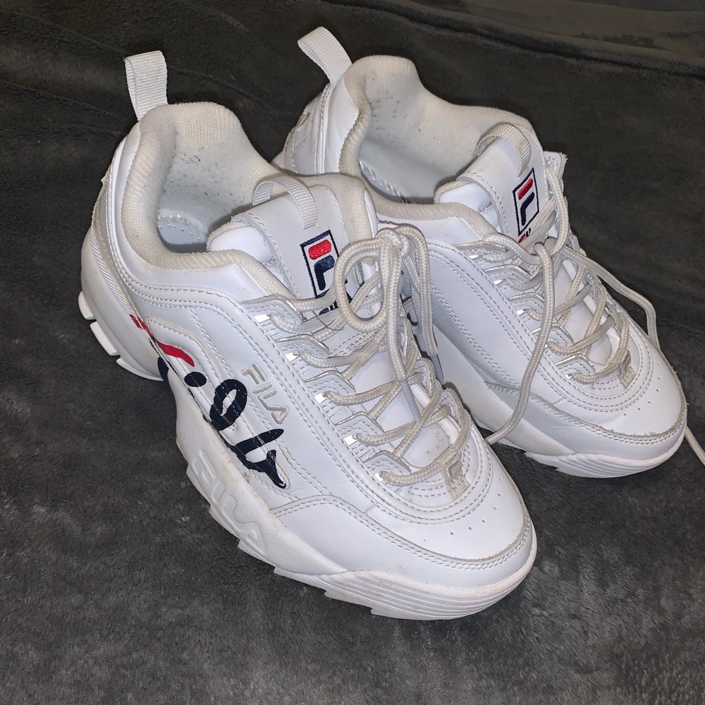 Fila tennis shoes